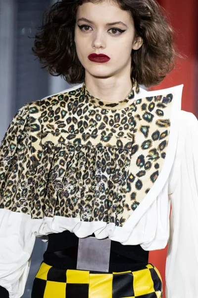 Look 47